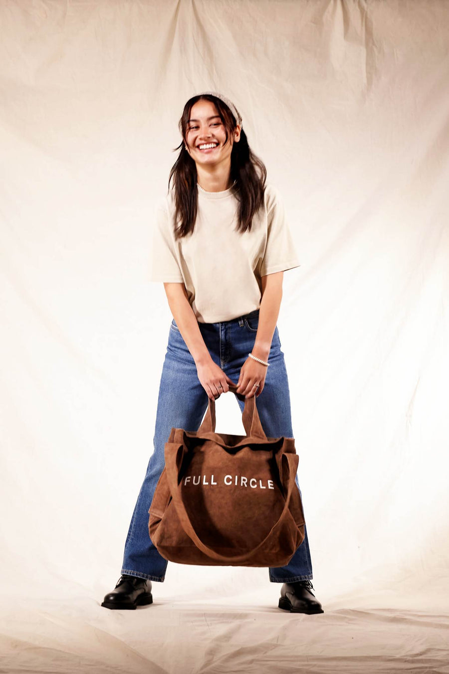 Circular Messenger Bag (Brown)